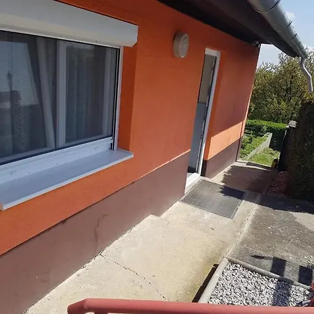 Napfeny Szallo Apartment